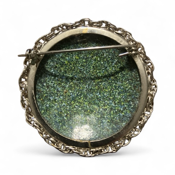 Vintage Iris Lily Botanical Enamel Silver Tone Frame Cloisonné Picture Brooch - Picture 3 of 4